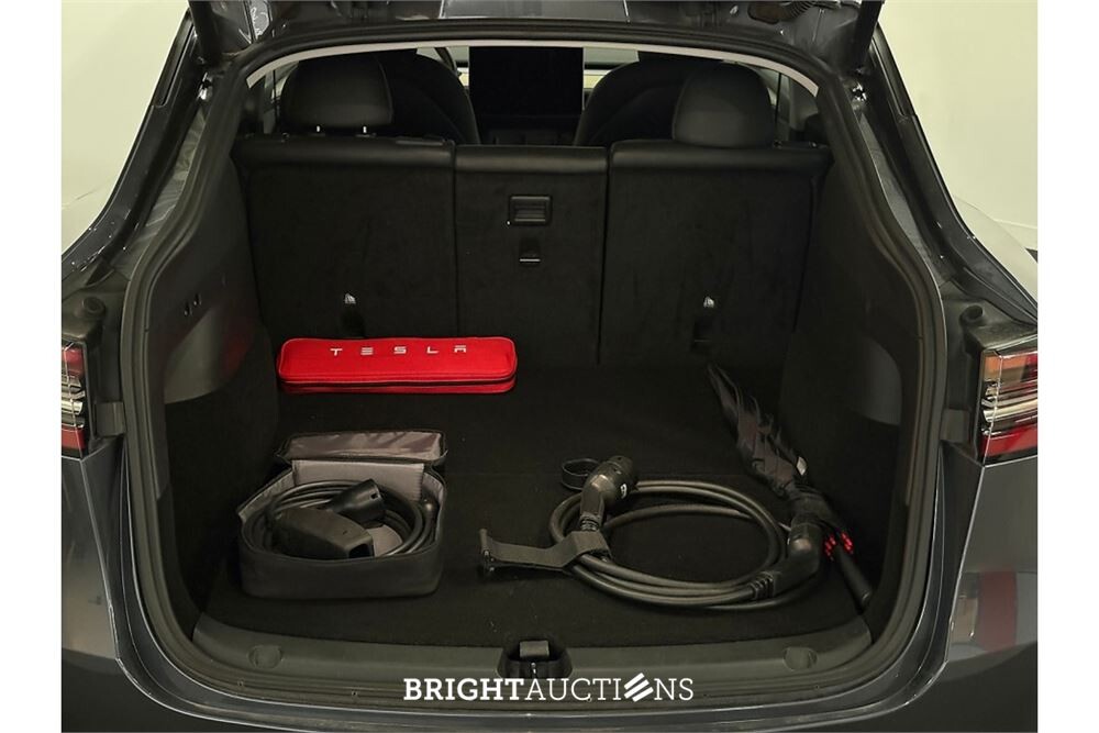 Tesla Model Y Long Range AWD 75 kWh 2021 (Origineel-NL), N-910-RN