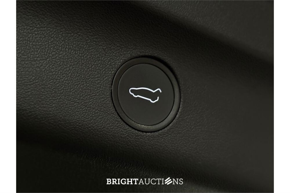 Tesla Model Y Long Range AWD 75 kWh 2021 (Origineel-NL), N-910-RN