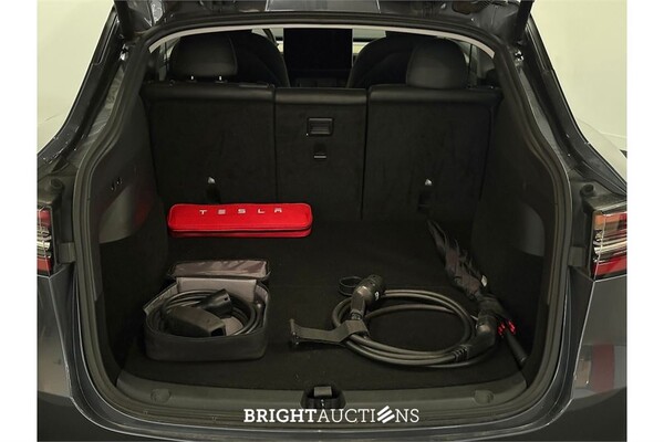 Tesla Model Y Long Range AWD 75 kWh 2021 (Origineel-NL), N-910-RN