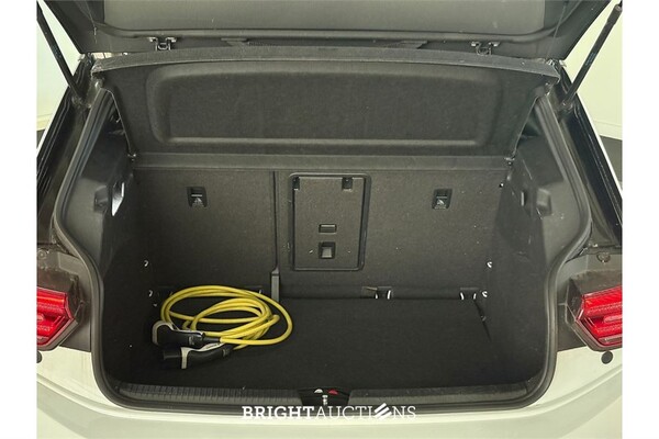 Volkswagen ID.3 First Plus 58 kWh 2020 (Origineel-NL), J-268-RH