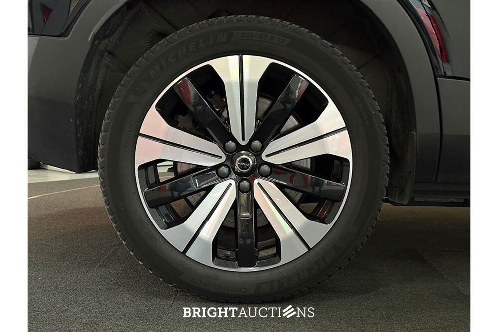 Volvo XC40 Recharge Plus 2022 (Origineel-NL), R-536-FK