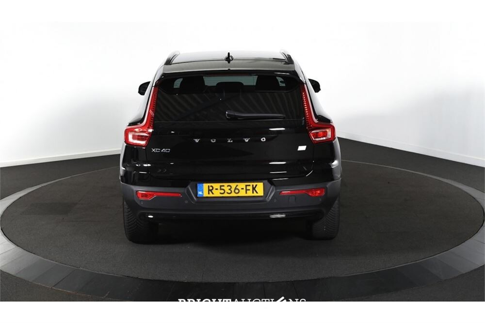 Volvo XC40 Recharge Plus 2022 (Origineel-NL), R-536-FK