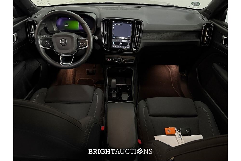 Volvo XC40 Recharge Plus 2022 (Origineel-NL), R-536-FK