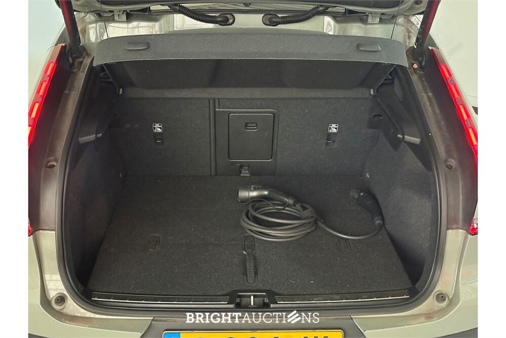 Volvo C40 Recharge Plus 69 kWh 2023 (Origineel-NL), S-806-JK