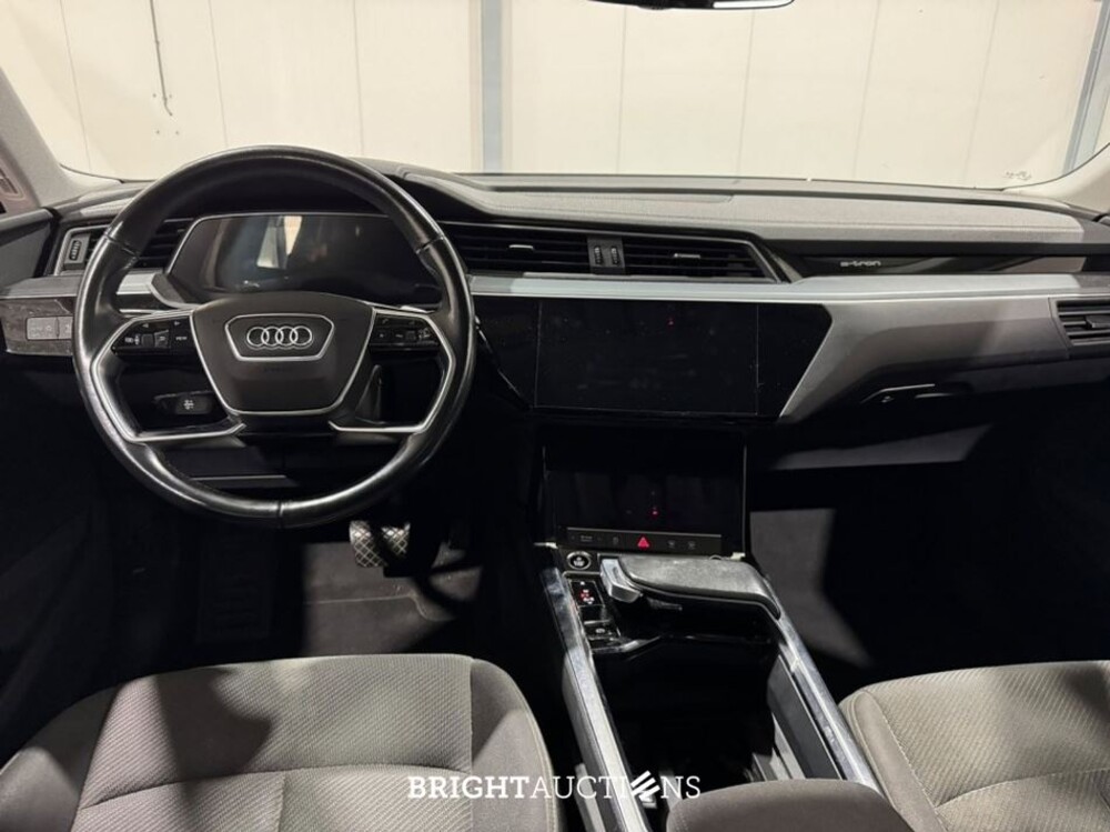 Audi e-tron Sportback 55 edition Quattro 95 kWh 408pk 2022 (Origineel-NL), P-951-GF