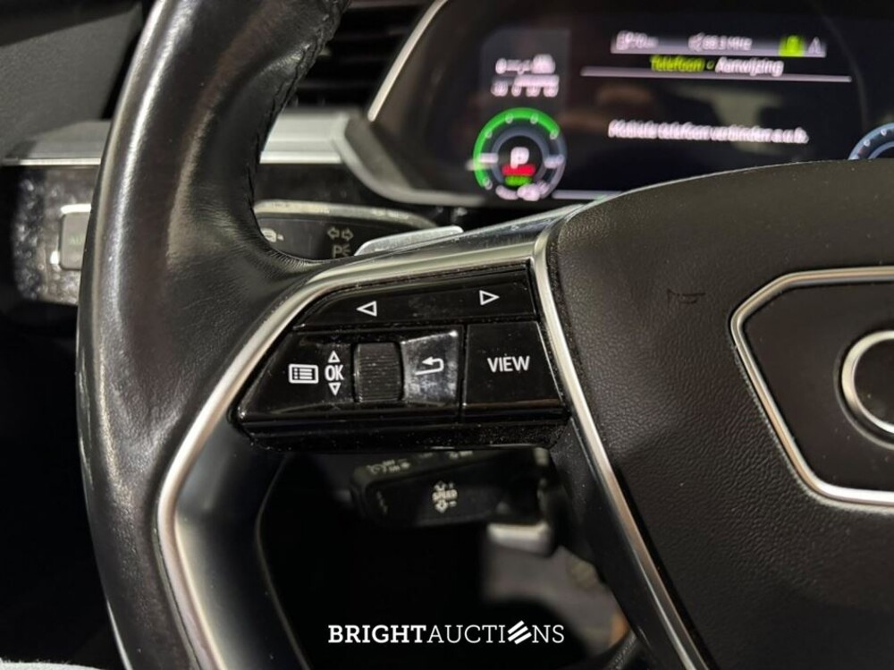 Audi e-tron Sportback 55 edition Quattro 95 kWh 408pk 2022 (Origineel-NL), P-951-GF