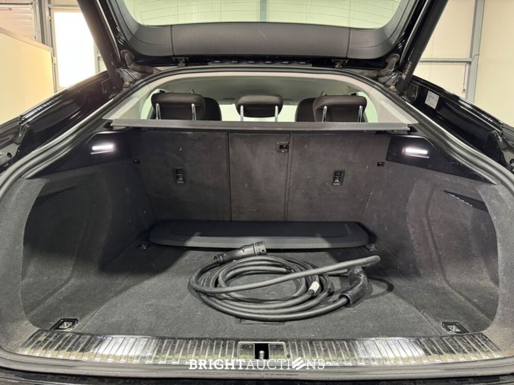 Audi e-tron Sportback 55 edition Quattro 95 kWh 408pk 2022 (Origineel-NL), P-951-GF