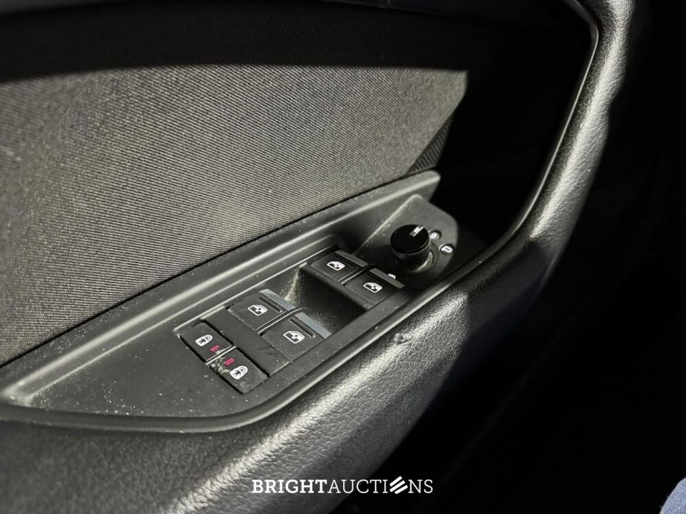 Audi e-tron Sportback 55 edition Quattro 95 kWh 408pk 2022 (Origineel-NL), P-951-GF