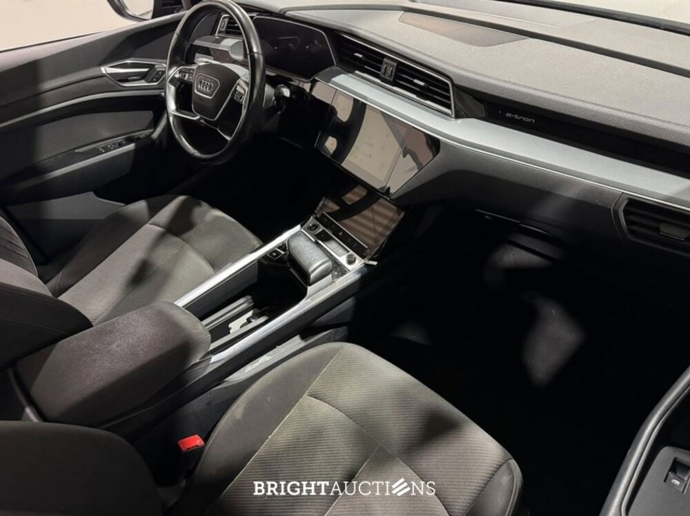Audi e-tron Sportback 55 edition Quattro 95 kWh 408pk 2022 (Origineel-NL), P-951-GF