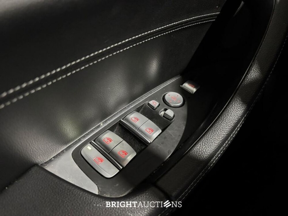 BMW iX3 High Executive 80 kWh 286pk 2021 (Origineel-NL), N-213-VS