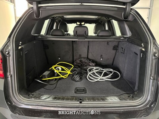 BMW iX3 High Executive 80 kWh 286pk 2021 (Origineel-NL), N-213-VS