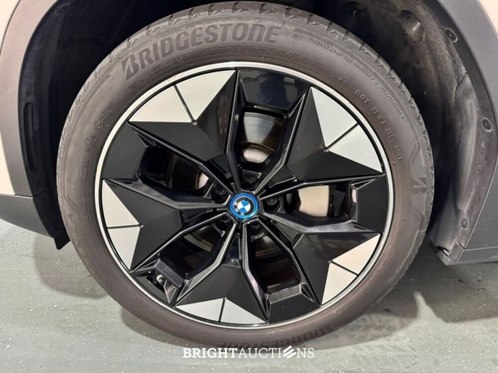BMW iX3 High Executive 80 kWh 286pk 2021 (Origineel-NL), N-697-SL