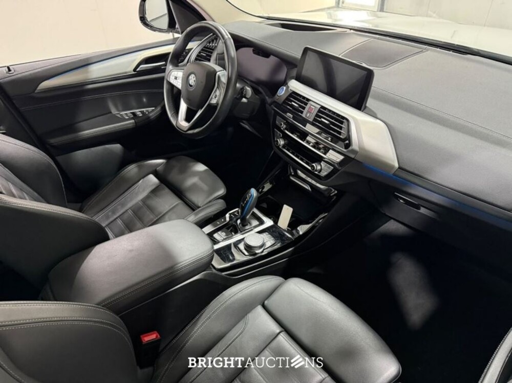 BMW iX3 High Executive 80 kWh 286pk 2021 (Origineel-NL), N-697-SL