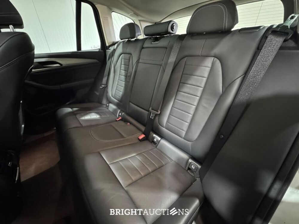 BMW iX3 High Executive 80 kWh 286pk 2021 (Origineel-NL), N-697-SL