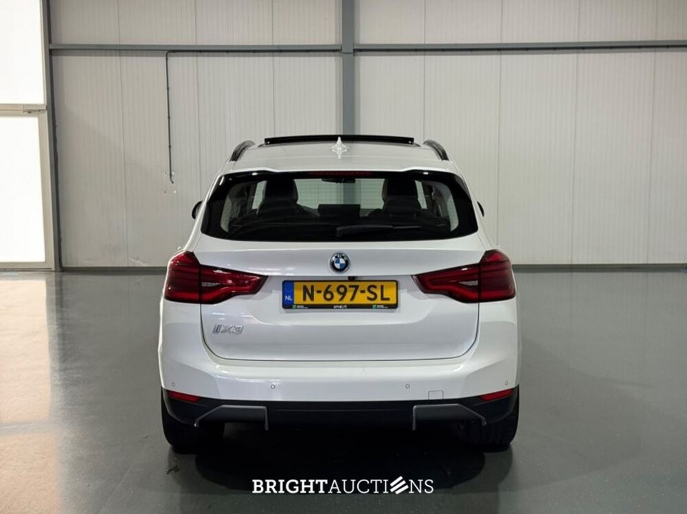 BMW iX3 High Executive 80 kWh 286pk 2021 (Origineel-NL), N-697-SL