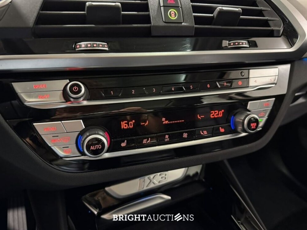 BMW iX3 High Executive 80 kWh 286pk 2021 (Origineel-NL), N-697-SL