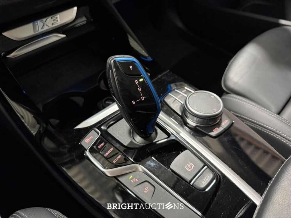BMW iX3 High Executive 80 kWh 286pk 2021 (Origineel-NL), N-697-SL