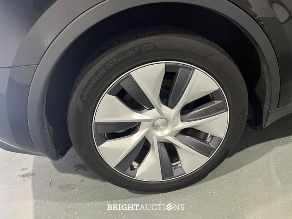 Tesla Model Y Long Range AWD 75 kWh 351pk 2023 (Origineel-NL), T-908-VN