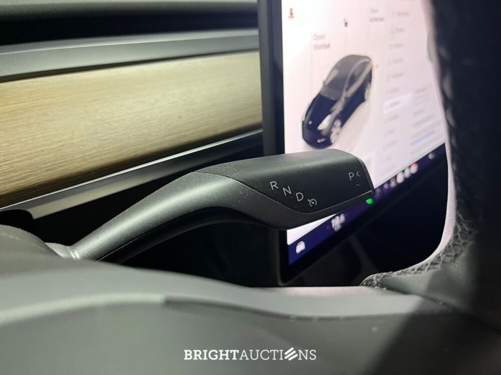 Tesla Model Y Long Range AWD 75 kWh 351pk 2023 (Origineel-NL), T-908-VN