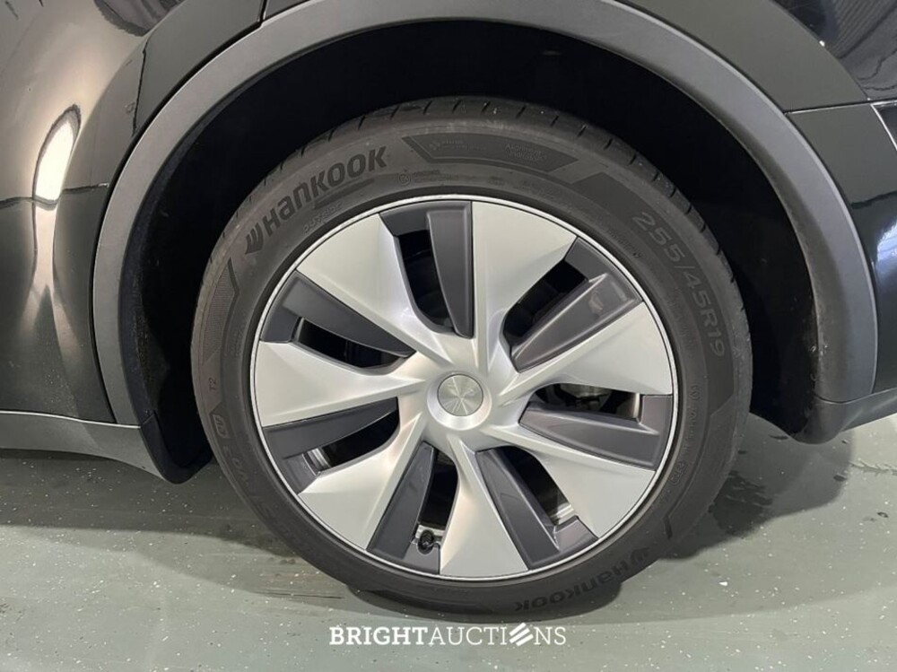 Tesla Model Y Long Range AWD 75 kWh 351pk 2023 (Origineel-NL), T-908-VN