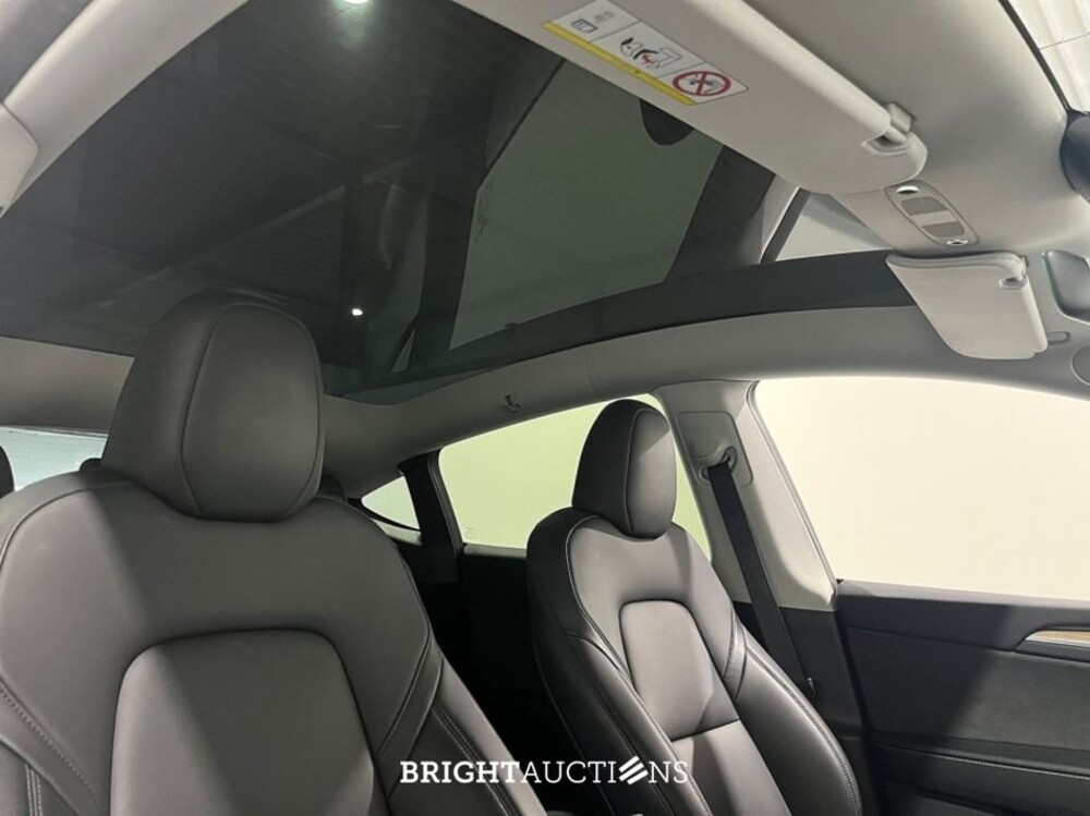 Tesla Model Y Long Range AWD 75 kWh 351pk 2023 (Origineel-NL), T-908-VN