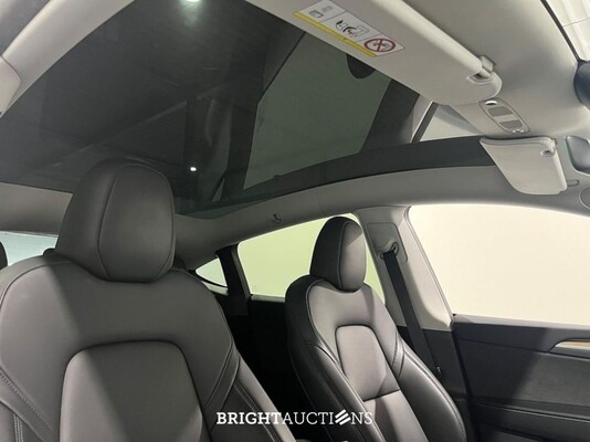 Tesla Model Y Long Range AWD 75 kWh 351pk 2023 (Origineel-NL), T-908-VN