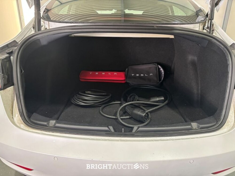 Tesla Model 3 Standard RWD Plus 60 kWh 238pk 2021 (Origineel-NL), N-745-DS