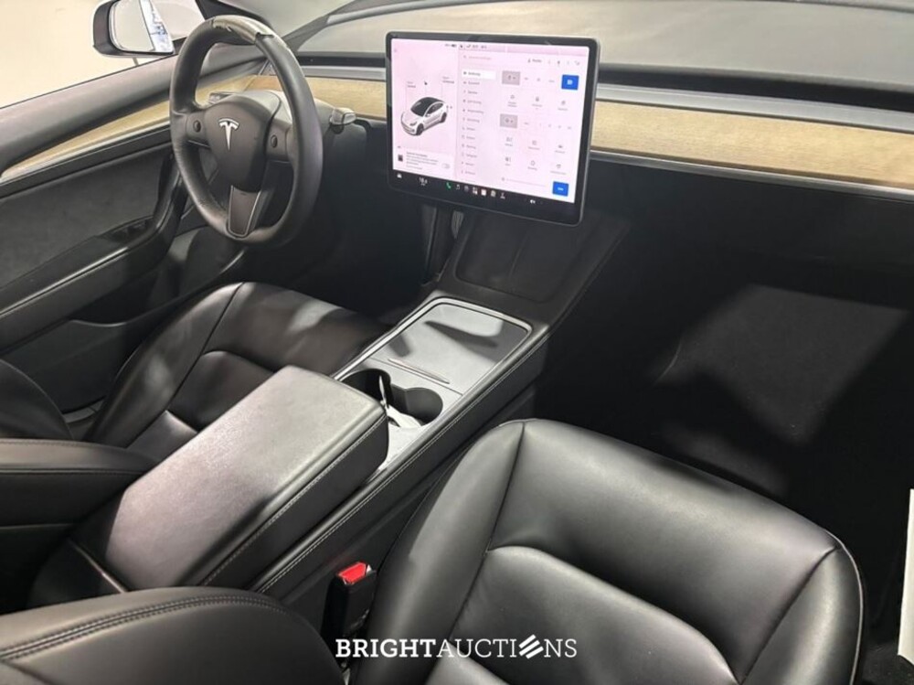 Tesla Model 3 Standard RWD Plus 60 kWh 238pk 2021 (Origineel-NL), N-745-DS