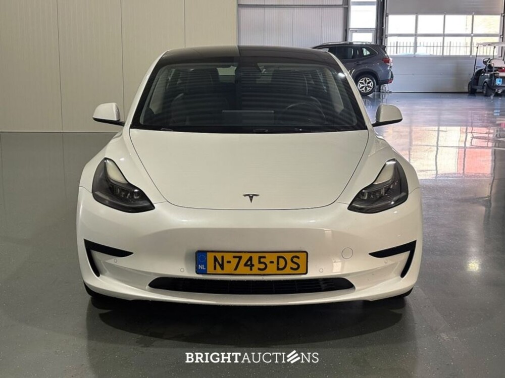 Tesla Model 3 Standard RWD Plus 60 kWh 238pk 2021 (Origineel-NL), N-745-DS