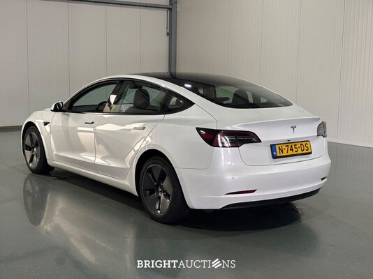 Tesla Model 3 Standard RWD Plus 60 kWh 238pk 2021 (Origineel-NL), N-745-DS