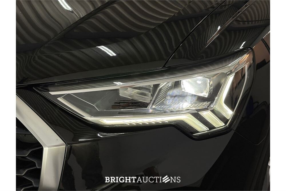 Audi Q3 35 Business Edition TFSI 149pk 2021 (Origineel-NL), L-582-LT