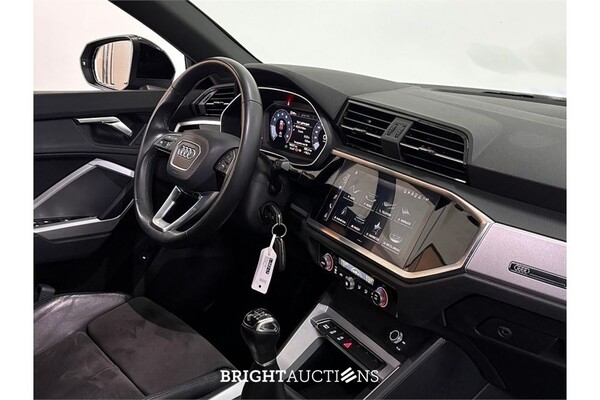 Audi Q3 35 Business Edition TFSI 149pk 2021 (Origineel-NL), L-582-LT