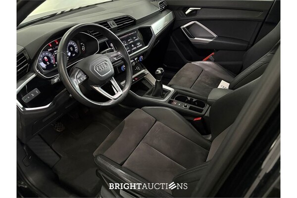 Audi Q3 35 Business Edition TFSI 149pk 2021 (Origineel-NL), L-582-LT