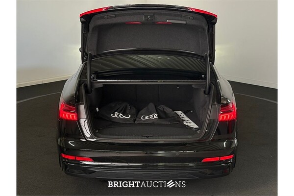 Audi A6 50 TFSI e S edition Competition sedan Quattro 408pk 2024 (Origineel-NL), GRK-44-J