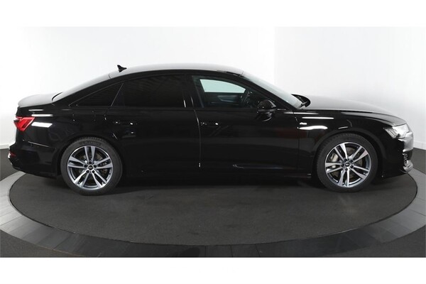 Audi A6 50 TFSI e S edition Competition sedan Quattro 408pk 2024 (Origineel-NL), GRK-44-J