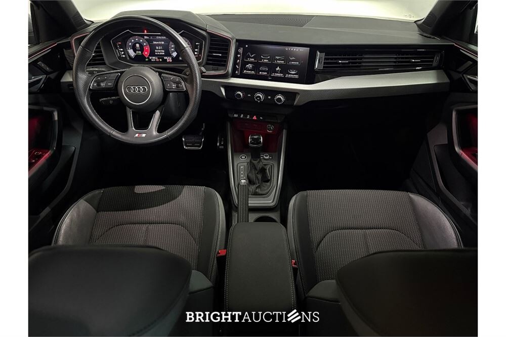 Audi A1 Sportback 35 S edition 1.5 TFSI 149pk 2022 (Origineel-NL), R-069-TL