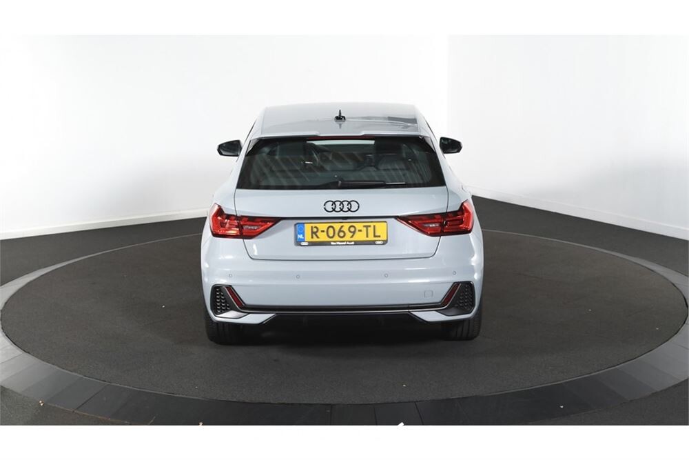 Audi A1 Sportback 35 S edition 1.5 TFSI 149pk 2022 (Origineel-NL), R-069-TL