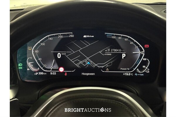 BMW 330e Touring Business Edition Plus 296pk 2022 (Origineel-NL) 3-Serie, R-481-HV