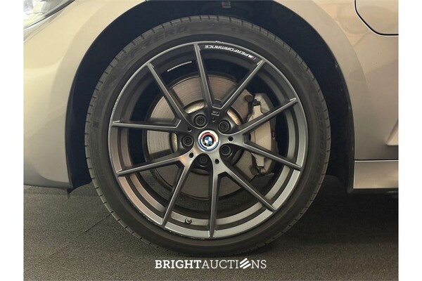 BMW 330e Touring Business Edition Plus 296pk 2022 (Origineel-NL) 3-Serie, R-481-HV