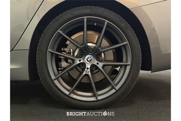 BMW 330e Touring Business Edition Plus 296pk 2022 (Origineel-NL) 3-Serie, R-481-HV