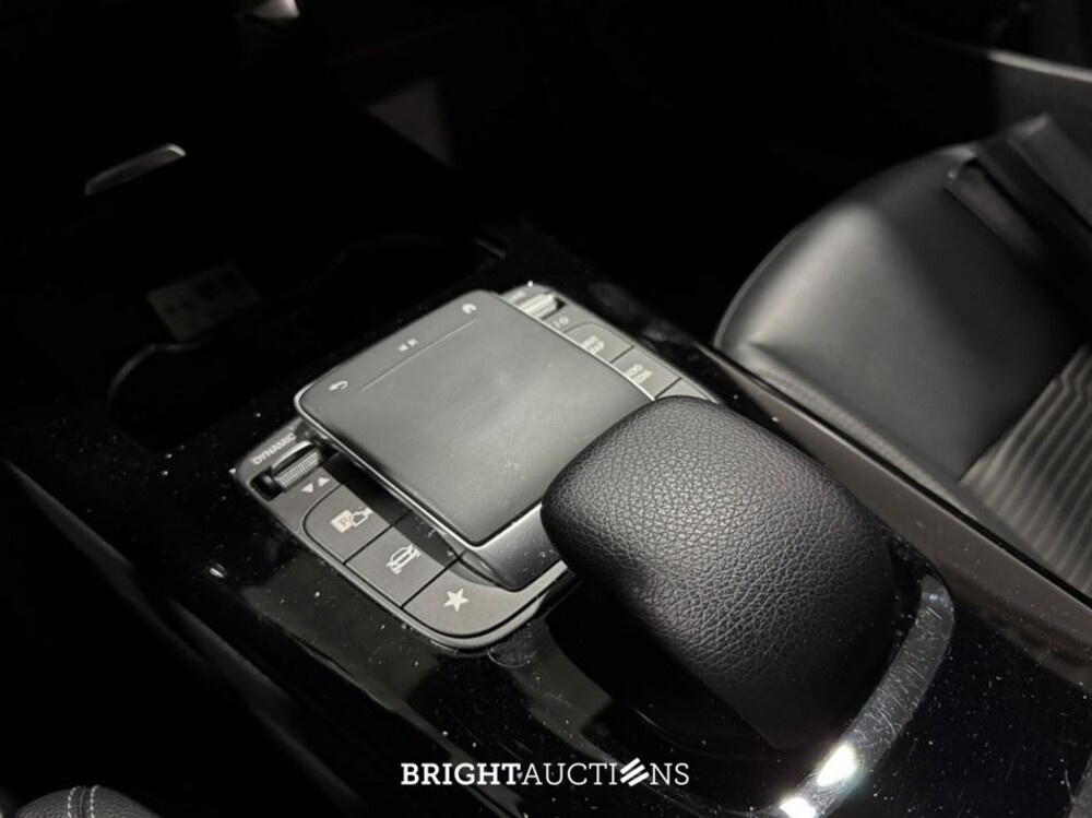 Mercedes-Benz CLA180 Shooting Brake Business Solution 136pk 2022 (Origineel-NL) CLA-Klasse, P-004-VL