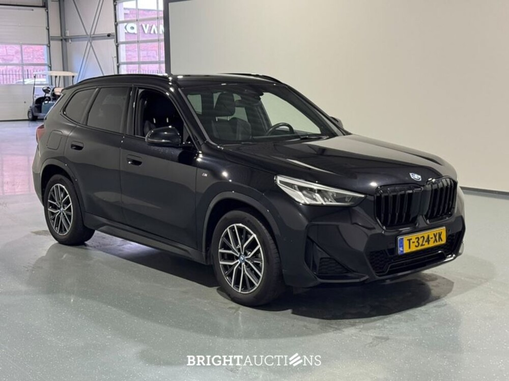 BMW X1 xDrive25e 245pk 2023 (Origineel-NL), T-324-XK