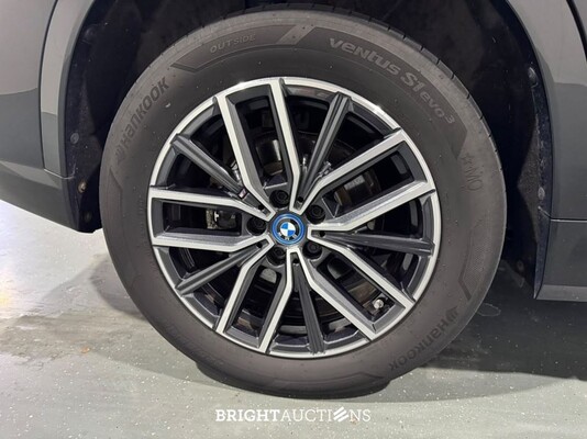 BMW X1 xDrive25e 245pk 2023 (Origineel-NL), T-324-XK