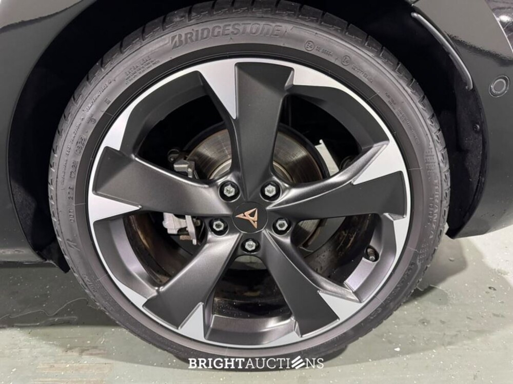 CUPRA Leon E-Hybrid PHEV Business 1.5 265pk 2025, KSX-64-Z