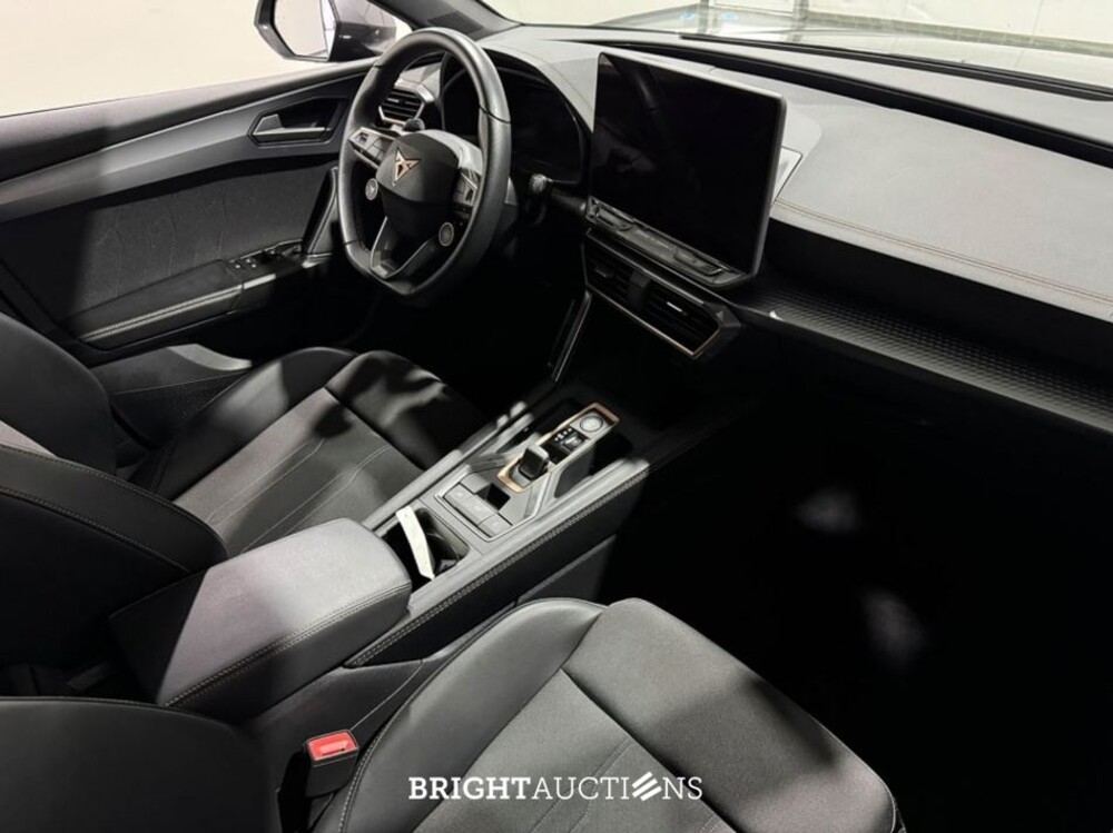 CUPRA Leon E-Hybrid PHEV Business 1.5 265pk 2025, KSX-64-Z