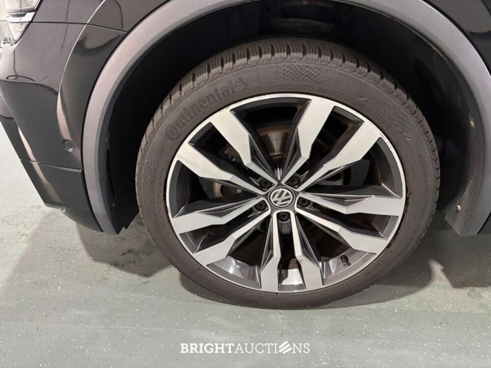Volkswagen Tiguan Allspace Highline Business R 7p 1.5 TSI 150pk 2021 (Origineel-NL), L-999-KL