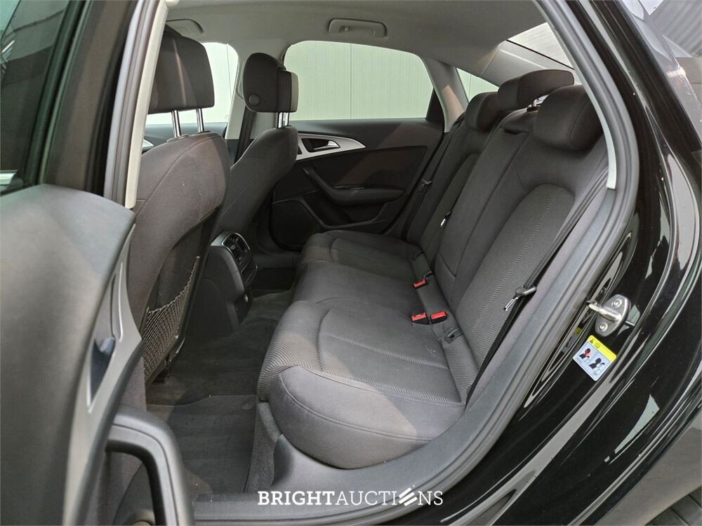 Audi A6 Limousine Business Edition 3.0 TDI 218pk 2015, P-135-DV