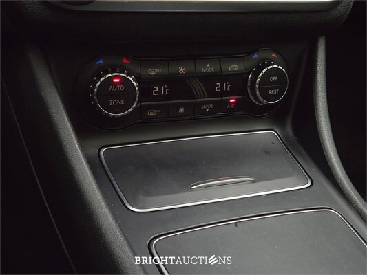 Mercedes-Benz A200 157pk 2017 A-klasse, P-573-TP