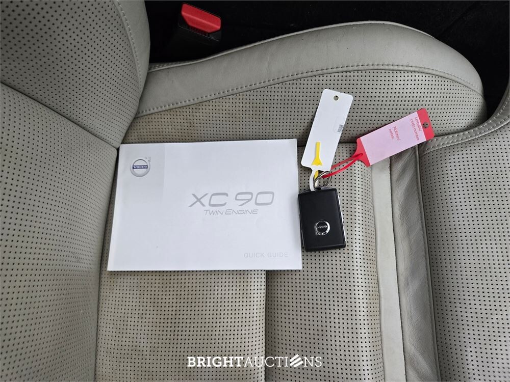 Volvo XC90 T8 Twin Engine Inscription 2.0 AWD 320pk 2016 (Origineel-NL), JH-251-P