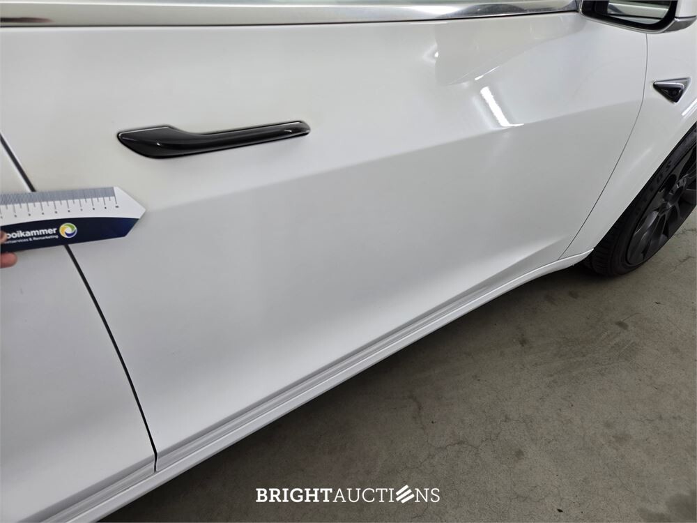 Tesla Model 3 Standard RWD Plus 60 kWh 238pk 2019 (Origineel-NL), G-240-RB